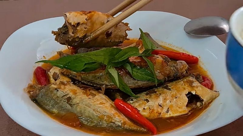 Cá ngân sốt cà ri