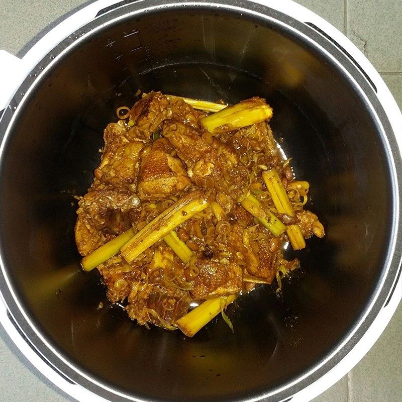 Cách nấu thịt dúi giả cầy bằng nồi áp suất