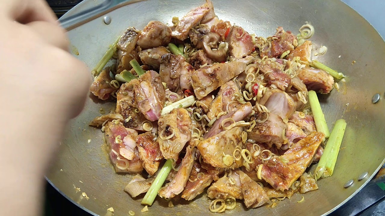 Cách nấu thịt thỏ xào lăn mềm ngon