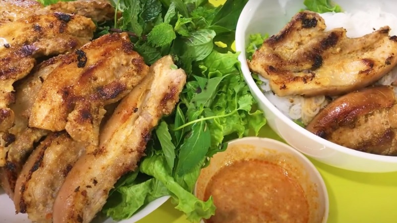 Cách thưởng thức thịt heo nướng chao