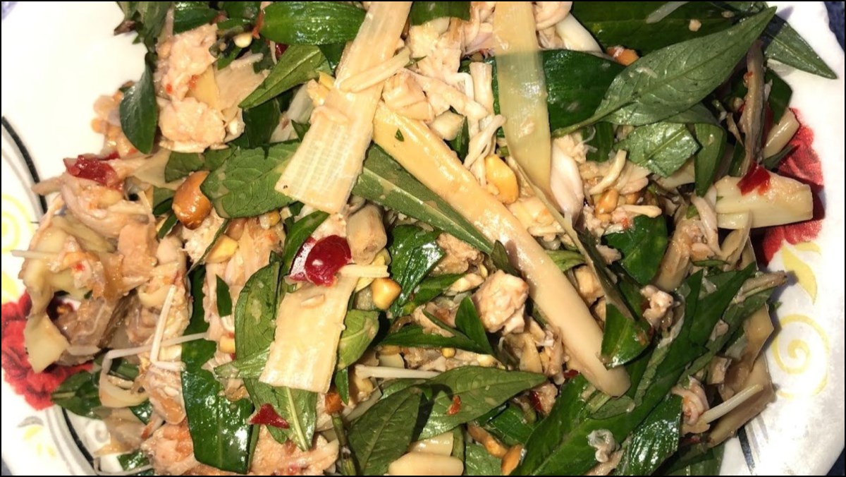 Cách xào hoa chuối với thịt lợn đơn giản nhất