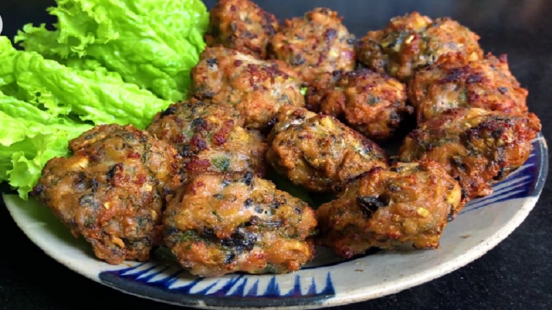 Chiên chả đều để chín đều và giữ được hình dáng