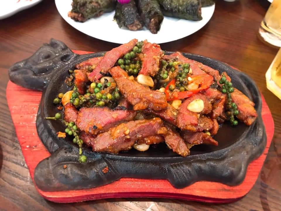 Trình bày món ăn ra đĩa