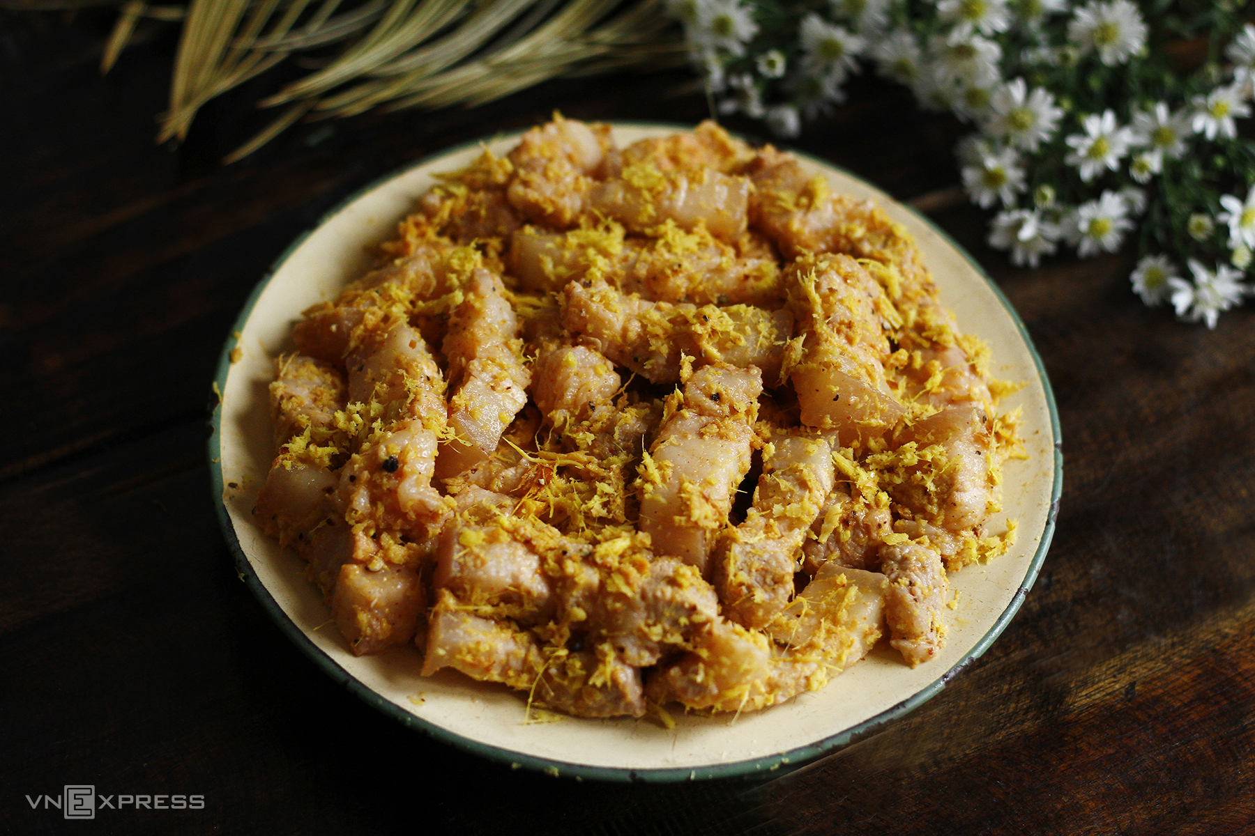 Công thức nấu thịt ba chỉ chiên riềng