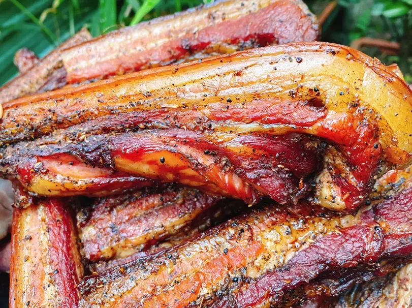 Đặc sản thịt lợn gác bếp