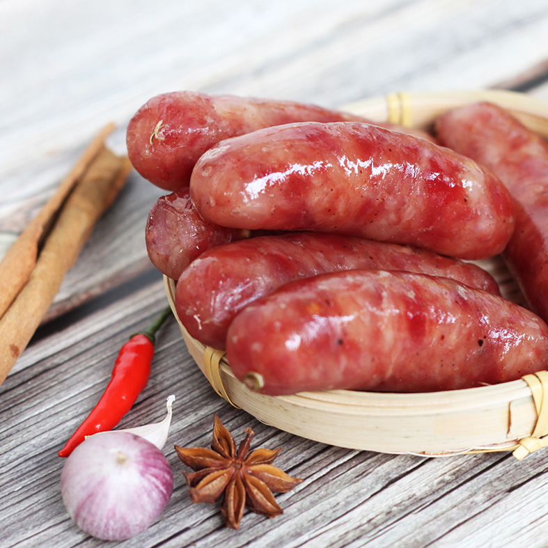 Hương vị đặc trưng của món ăn và cảm nhận khi thưởng thức lạp xưởng xào chua ngọt