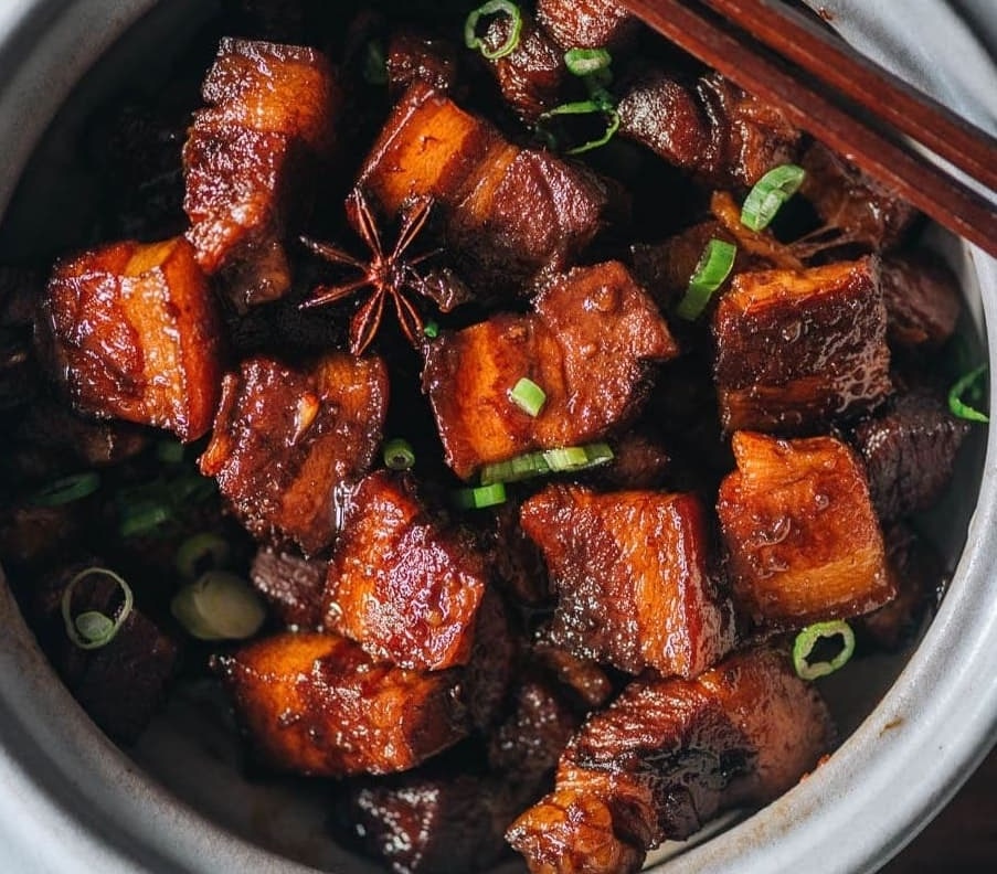 Món heo quay kho nước tương