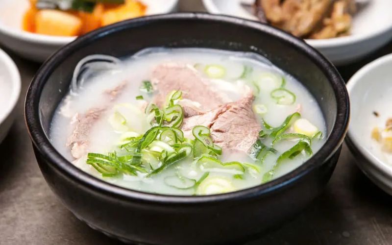 Nấu súp thịt heo đơn giản nhưng rất ngon