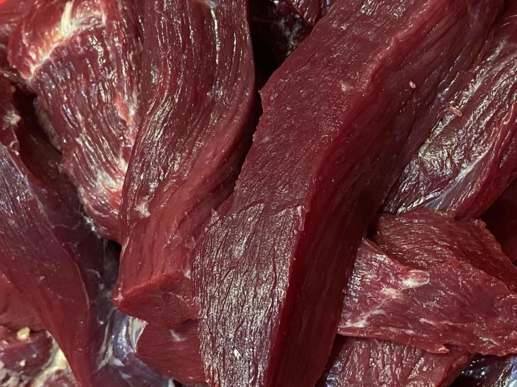 Nguyên liệu làm bò gác bếp xứ Nghệ 