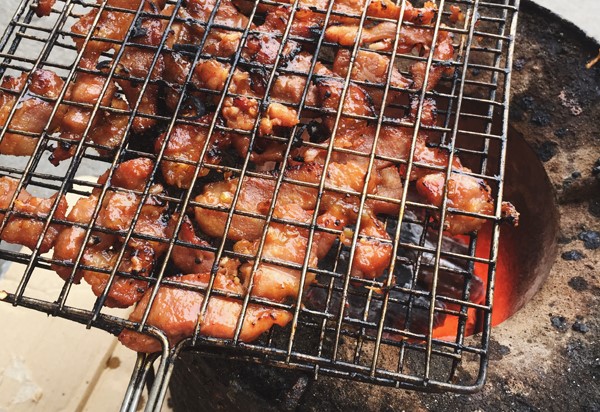 Nướng bằng bếp than