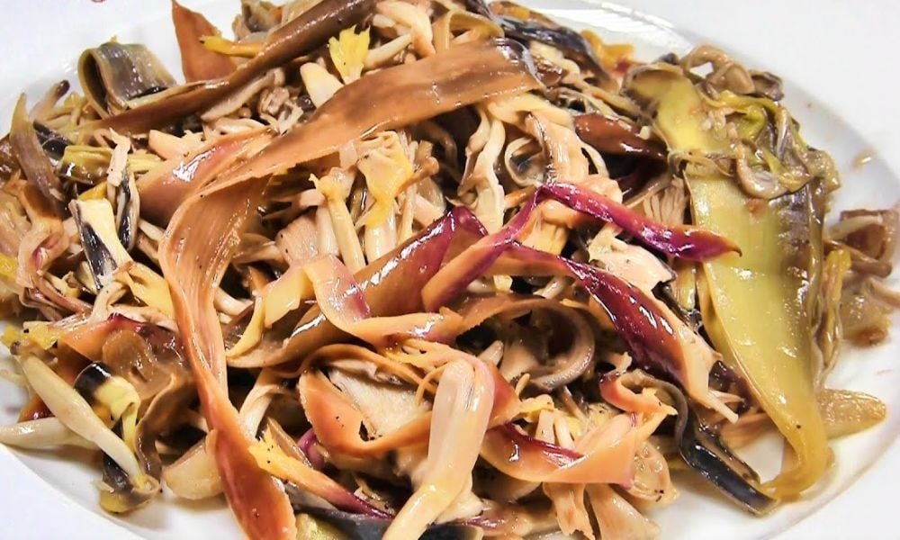 Hoa chuối xào thịt lợn