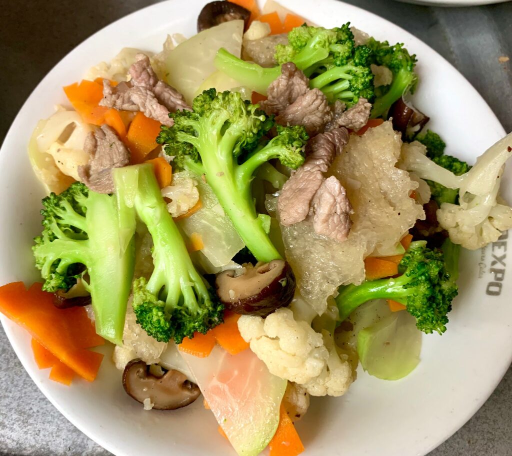 Thịt lợn xào thập cẩm