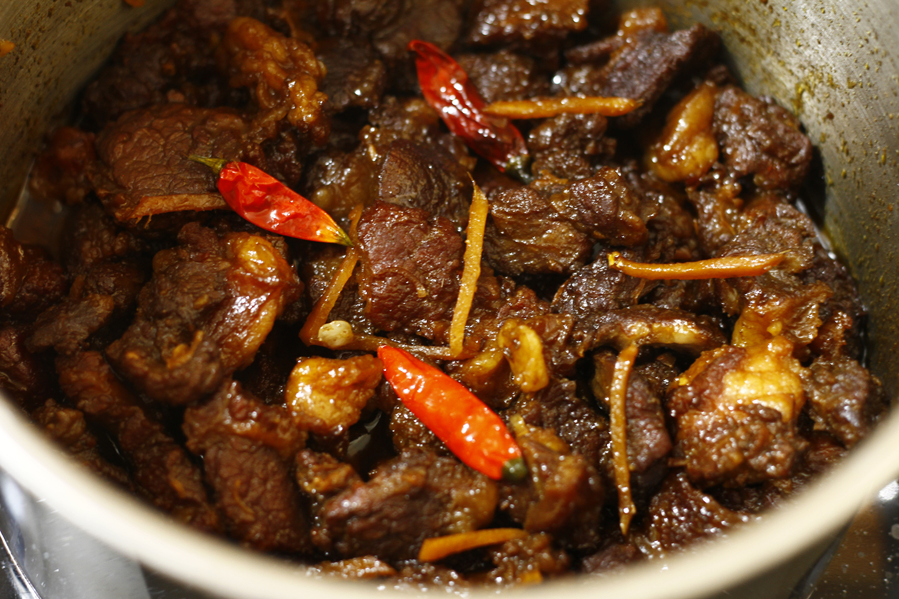 Món bò kho gừng