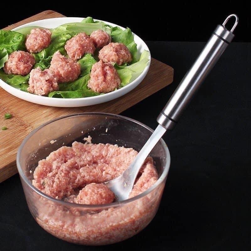 Nặn mọc và chế biến các món ăn